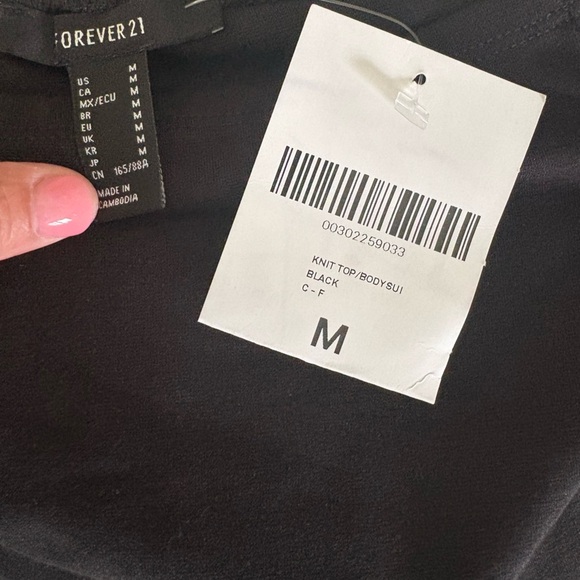 Forever 21 Black Knit Bodysuit Medium - Fashionable Layering Piece - Picture 3 of 5
